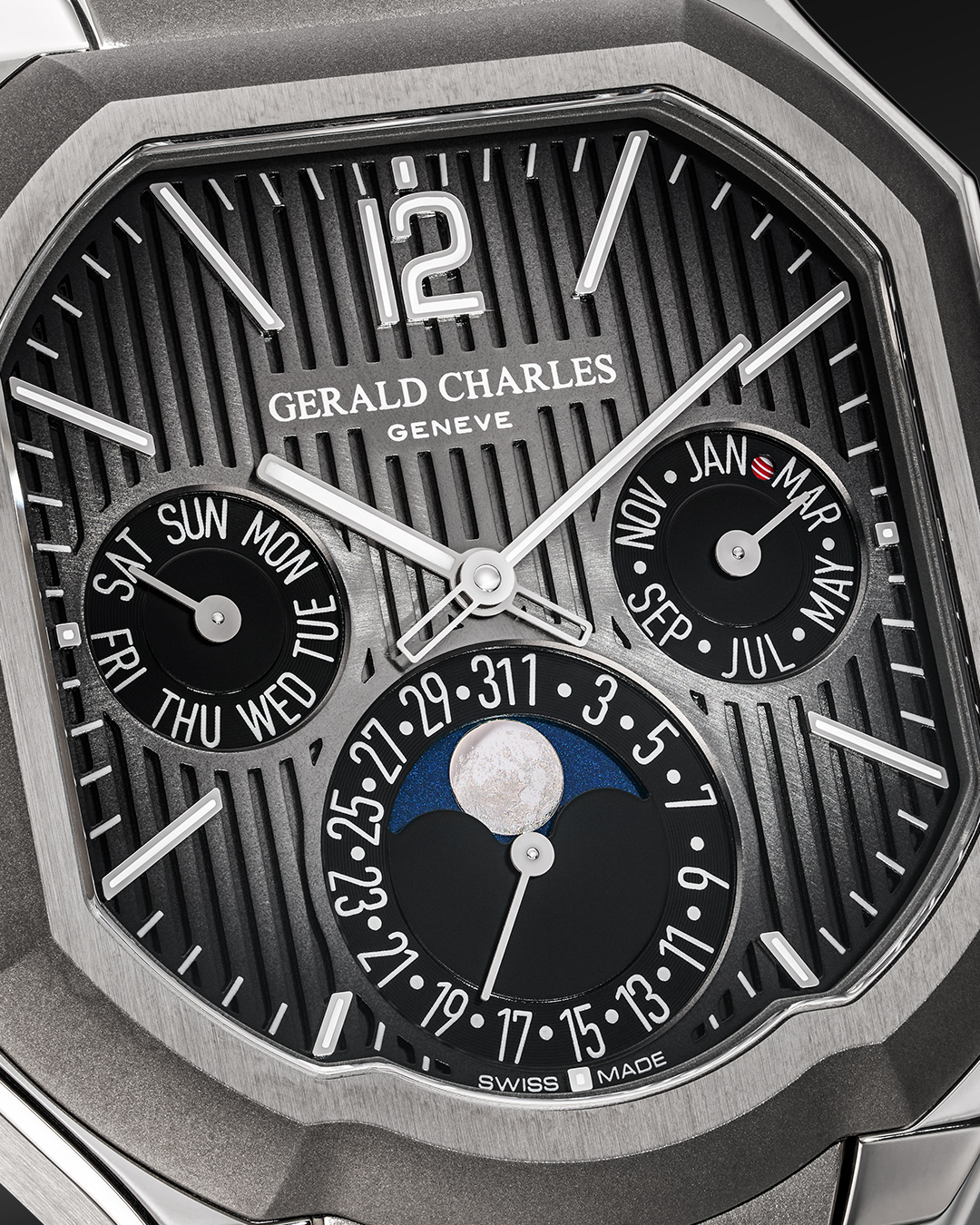 Masterlink Perpetual Calendar Fumé dial - Gerald Charles