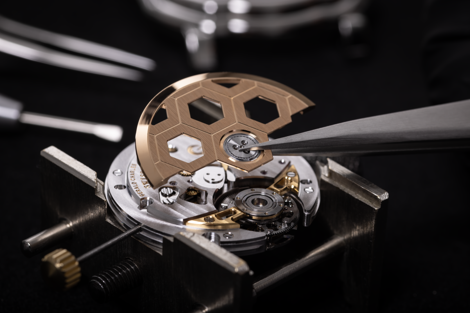 Maestro 9.0 Tourbillon Gem-Set - Gerald Charles